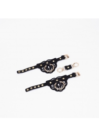 Черные кожаные наручники с клепками, кольцами и золотистой фурнитурой - Crazy Handmade - купить с доставкой в Уфе