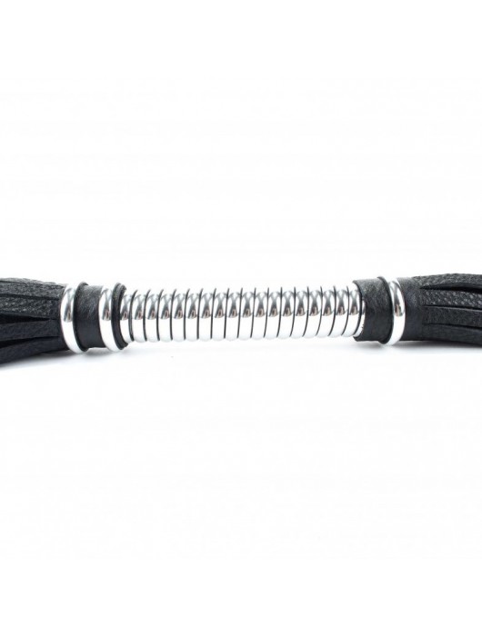 Черная длинная плеть с серебристой ручкой - 56 см. - БДСМ Арсенал - купить с доставкой в Уфе