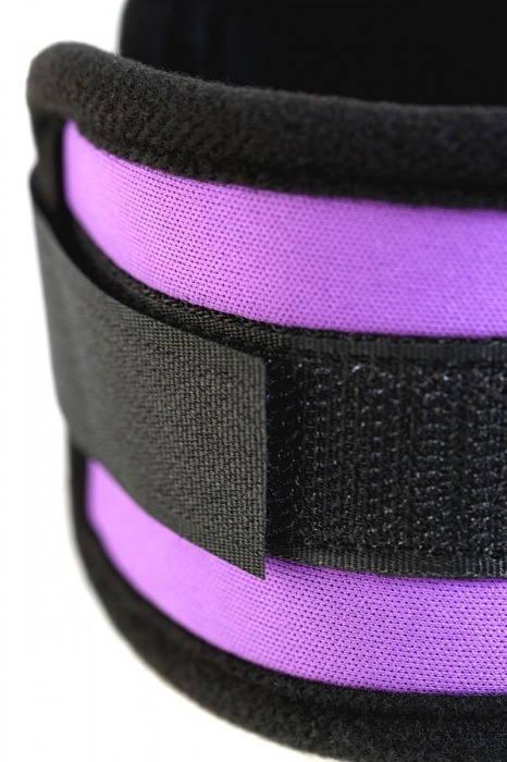 Наручники из неопрена фиолетового цвета - ToyFa - купить с доставкой в Уфе