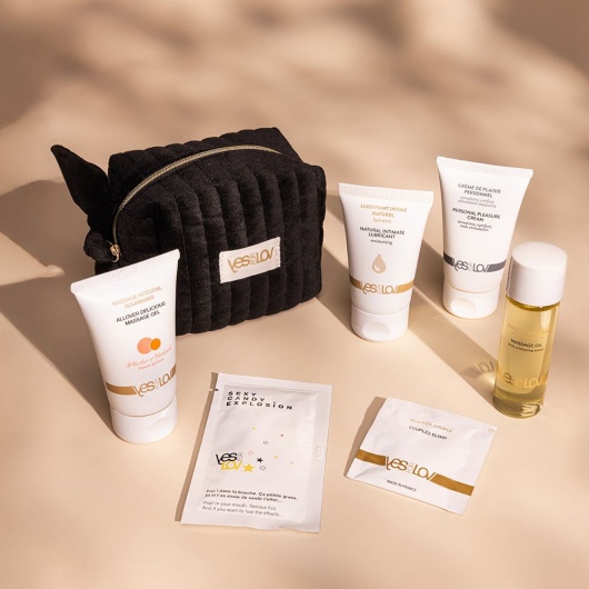 Набор YESforLOV La Trousse Enchantée в черной косметичке - YESforLOV - купить с доставкой в Уфе